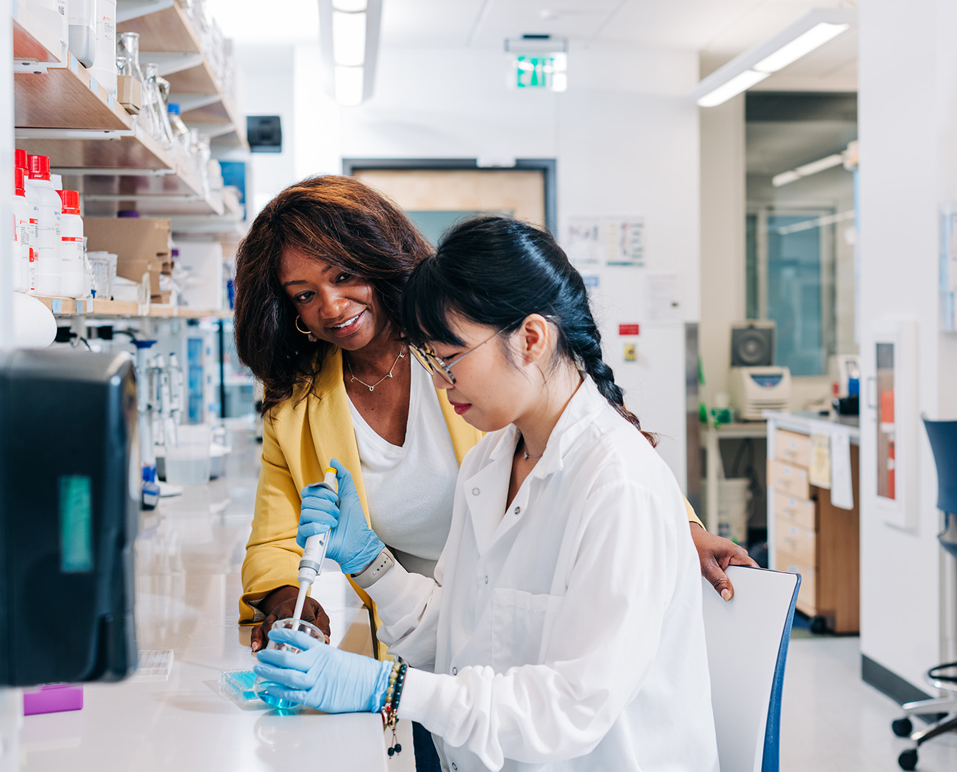 two women working in research lab