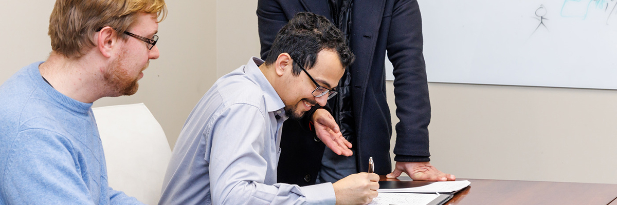 RS17596 HIV research lab 45750x350