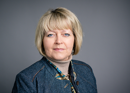 Head shot of Dr. Magdalena "Magda" Szaflarski, PhD (Associate Professor, Sociology), 2019.