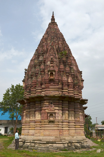 A shrine at Pardi