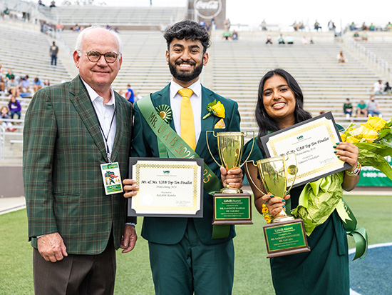 mr and ms uab with watts