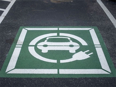 18 new electric vehicle charging stations added to campus