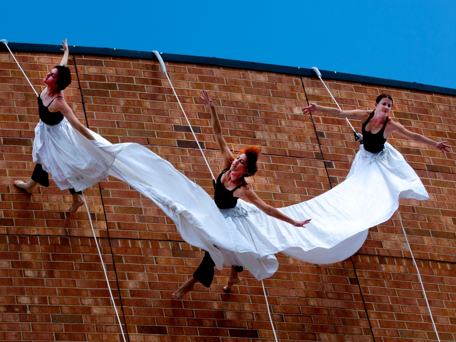 Alys Stephens Center Celebrates 20 Years With Free Aerial Performance 