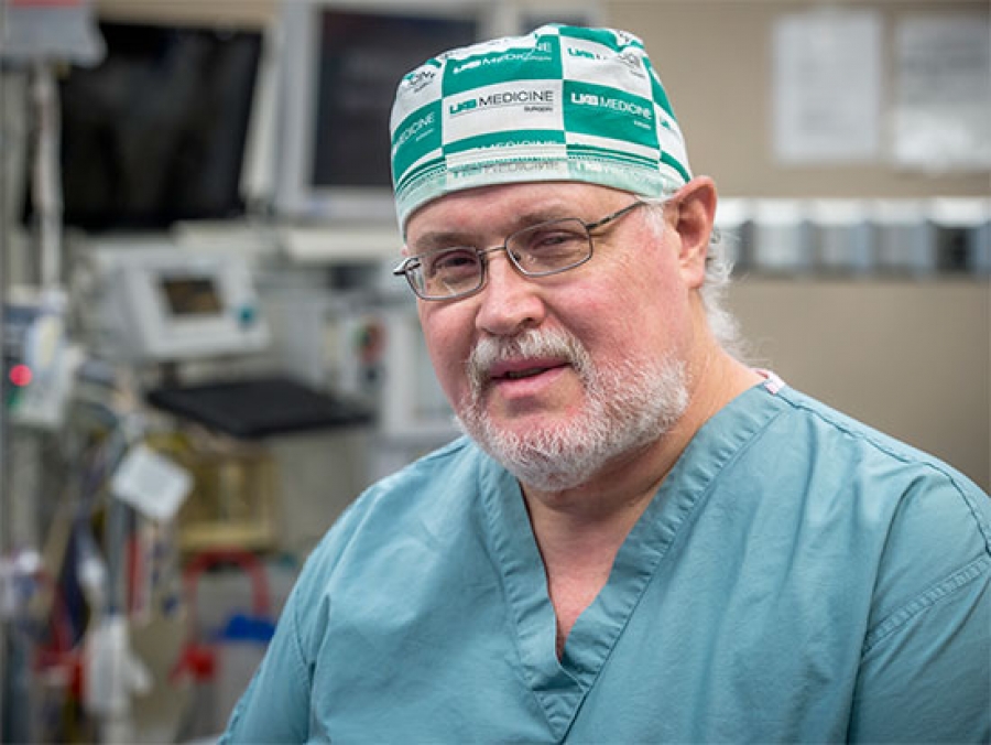 After 31 Years And More Than 2,200 Transplants, Surgical Students Share ...