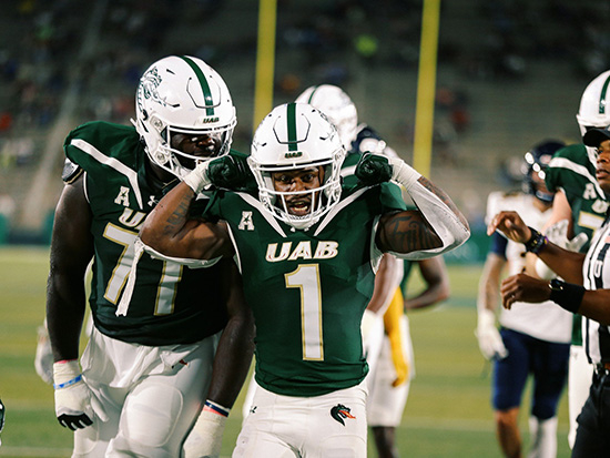 Inspiring legacy: UAB football legend defies vision challenges to triumph on the field