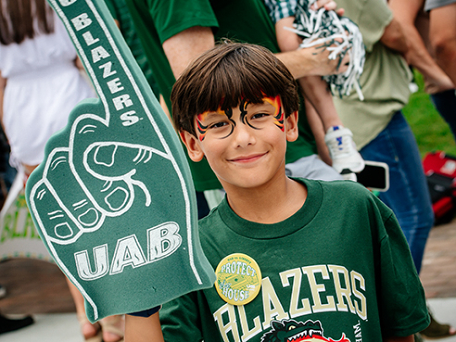 Get discounts on UAB Football tickets, Bookstore items during Family